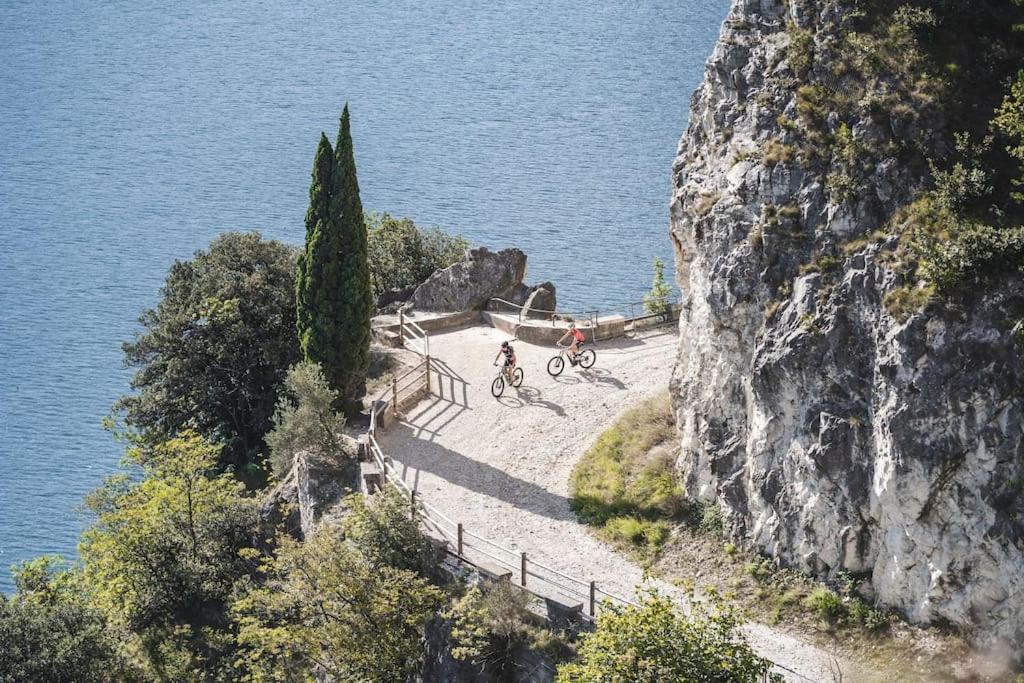 Me Ca - Appartamento Vacanze Riva del Garda Exteriér fotografie